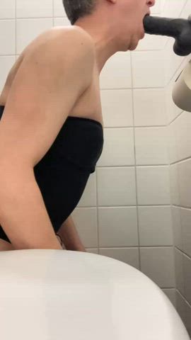 Sucking and fucking in the office toilets, lets hope no one walks in and hears me😉😈