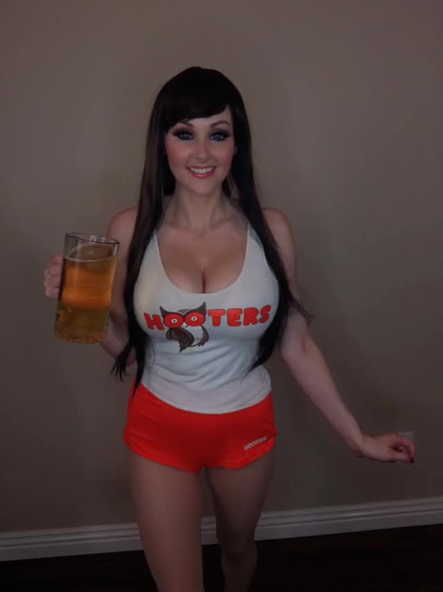 Angie Hooters bounce
