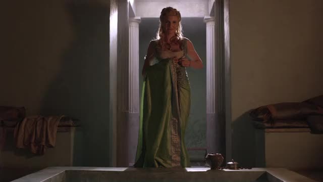 Viva Bianca in Spartacus (TV Series 2010–2013) [S01E10]