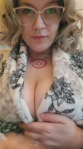 big tits boobs breastfeeding milf milking natural tits tits titty drop clip