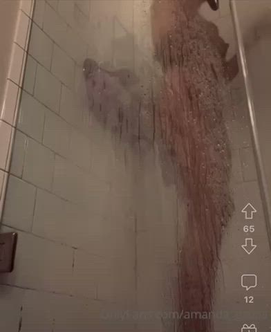 Ass MILF Shower clip