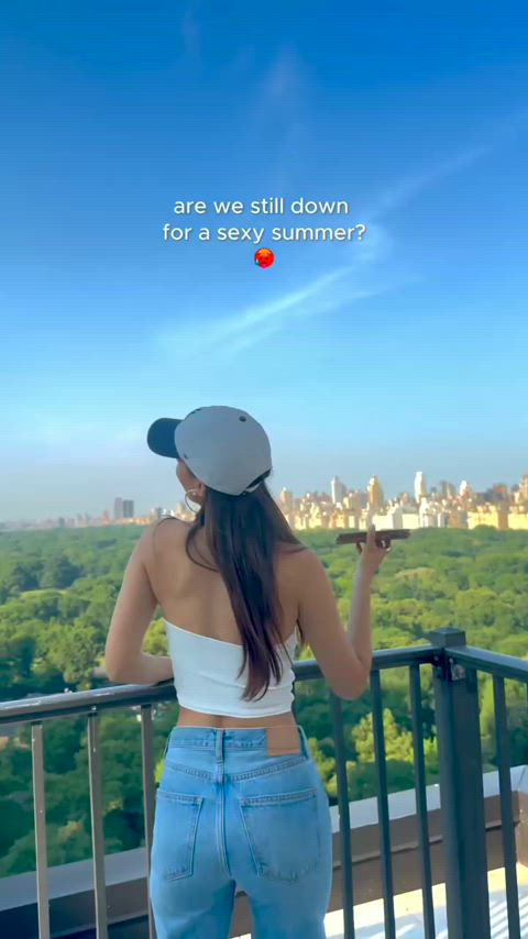 belly button victoria justice belly clip