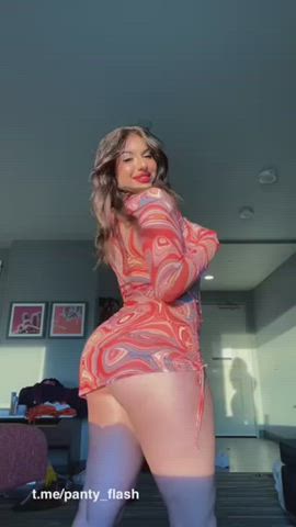 Big Ass DontSlutShame Upskirt clip