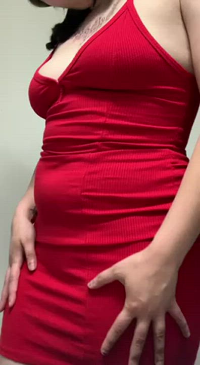You know whats better than a sexy red dress?…taking it off 😘