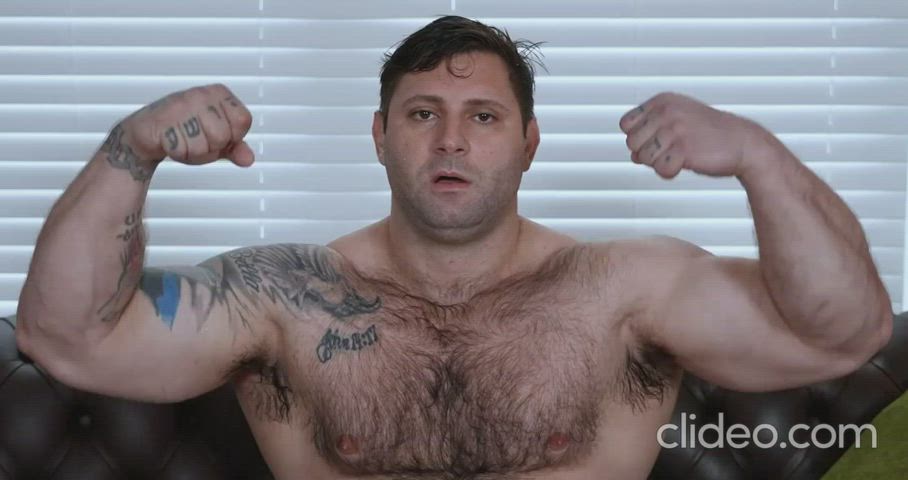 Bear Bodybuilder Daddy Gay Hairy clip