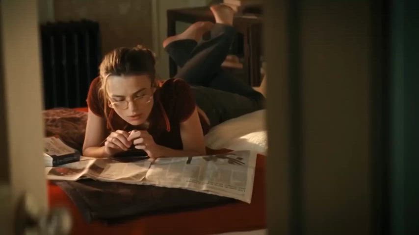 dirty feet feet keira knightley celebs clip