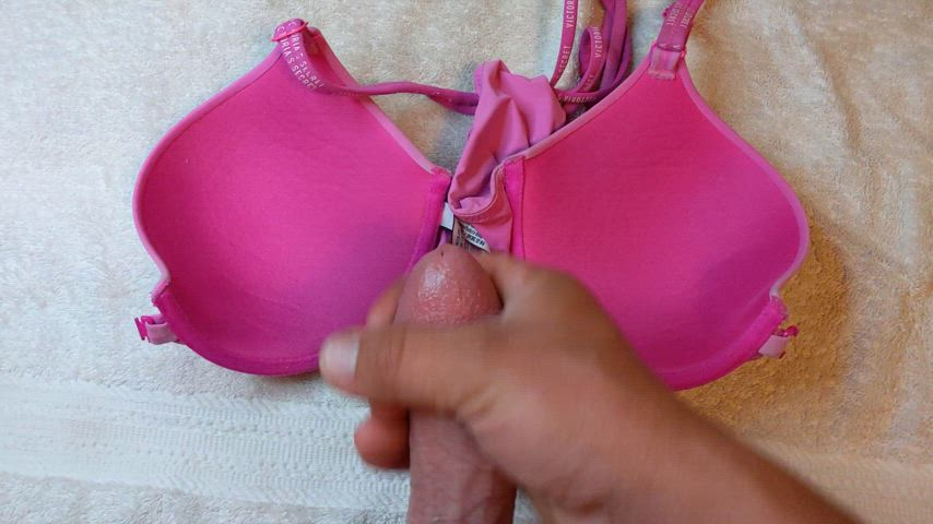 bra cum cumshot fetish clip