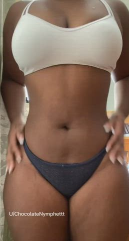 19honeysuckle Ebony Hourglass Teen Tits Undressing clip