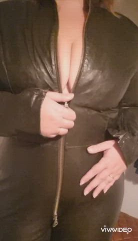 I love to play in my catsuit...