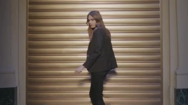 Yves Saint Laurent TOUCHE ÉCLAT Featuring Cara Delevingne #2