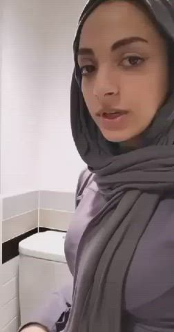 Arab Blowjob Hijab Muslim Pakistani Porn GIF by smingers