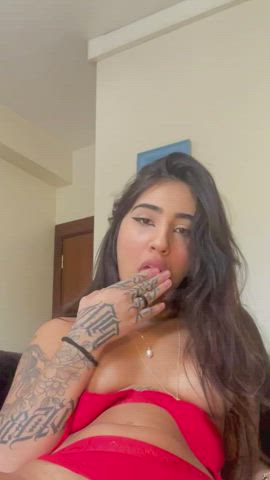 boobs fingering latina innie pussy clip