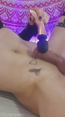 making a big cum fountain with my wand ???