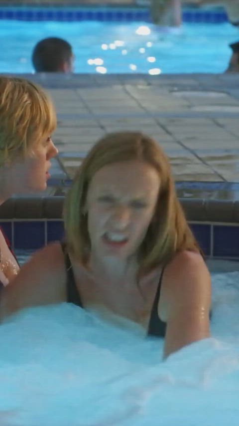 Toni Collette in "United States of Tara" S02E02 (2010)