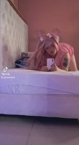 Come and move our ass together https://es.stripchat.com/Miss_Bubble_