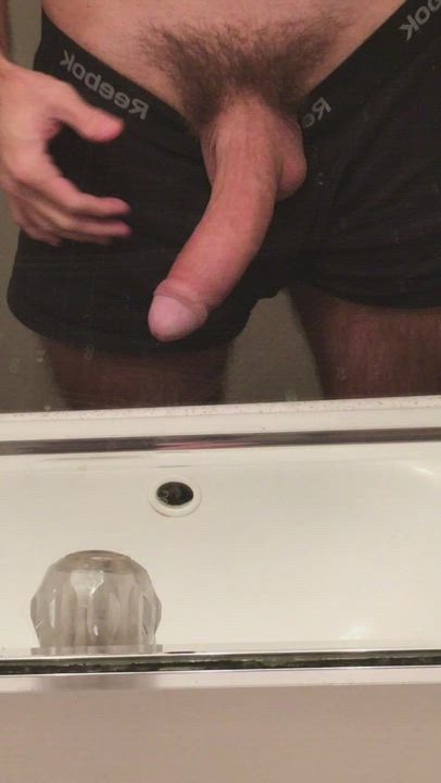 👉🏼 Who can handle this giant cock like a pro? 🍆 How are your oral skills?