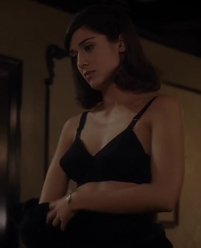 Lizzy Caplan from Masters of Sex. An all time favourite.