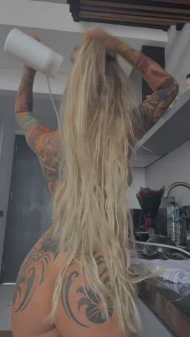 Honey, I love it when you watch me comb my long hair 🔥 And at the link below I