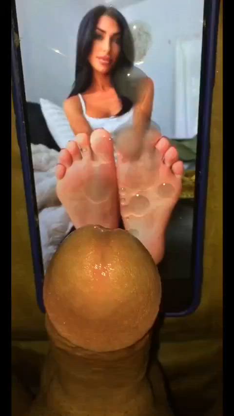 cum on feet cumshot egyptian foot fetish goddess sexy soles clip