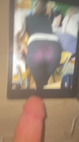 cumming on a creep shot i took of a young slut during class