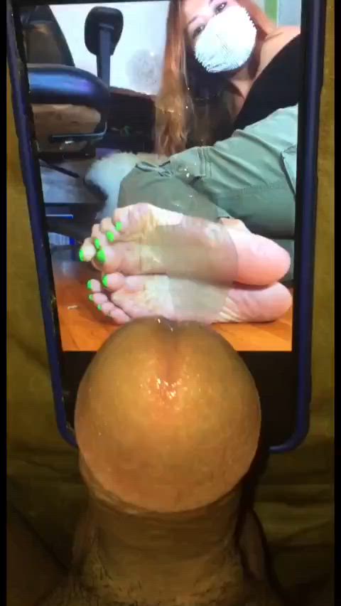 cum on feet cumshot feet fetish filipina foot fetish soles wrinkled clip