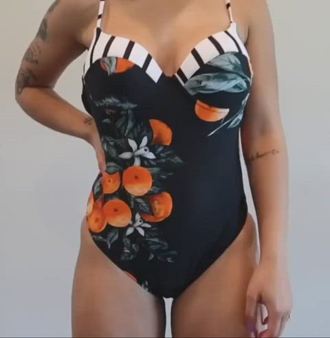 celebrity swimsuit tattoo clip