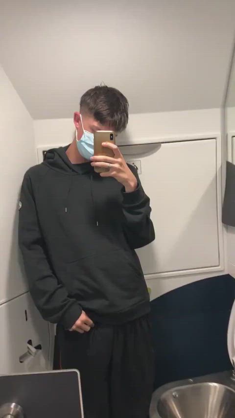 Lad shows his dick in the lav