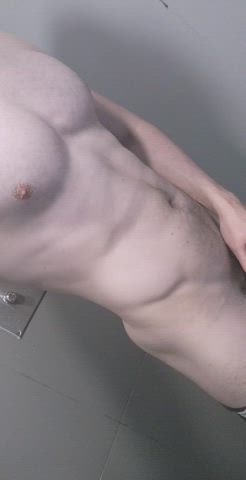 New to posting and been suggested to post here by another, here's a shower body snap![M]