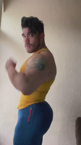 fake ass gay muscles clip