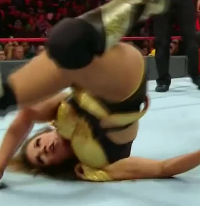 Mickie3