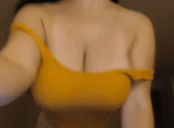 Big Nipples Big Tits Bouncing Tits Jiggling Titty Drop White Girl clip