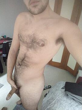 21 from Portugal here looking for some fun be fit or muscled and hairy SC elcat_2020