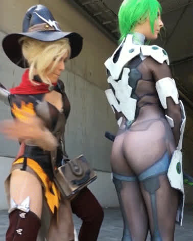 Spanking ass cosplay girls