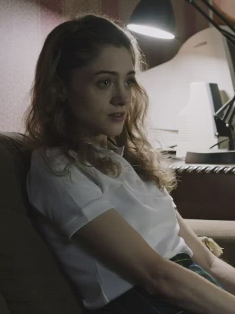 amateur ass big tits natalia dyer clip