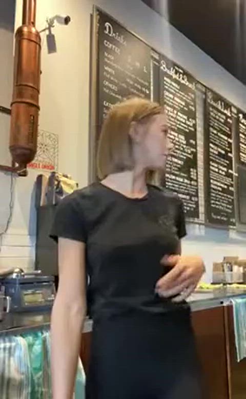 Barista Flashes Her Tits At Work