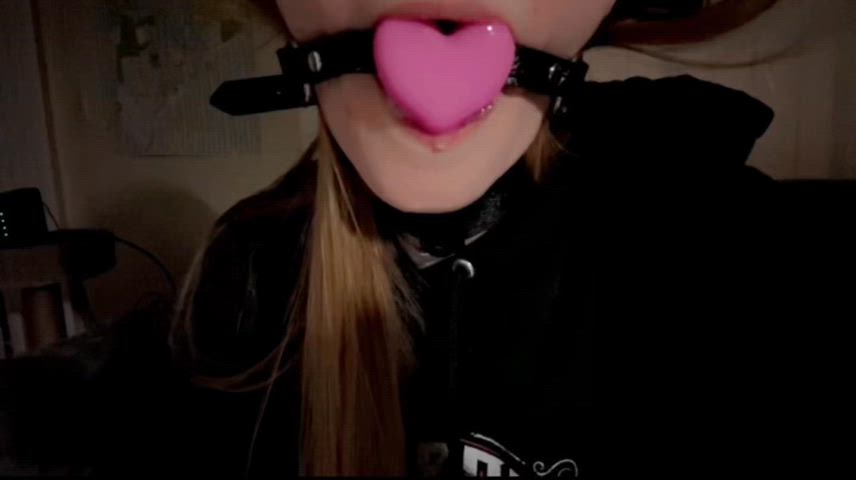 I love being gagged 24/7, it makes everything so much more entertaining! 