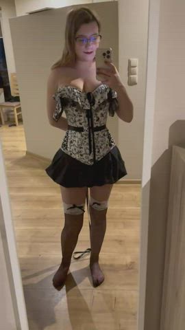 amateur babe big tits corset glasses huge tits stockings goth-girls clip