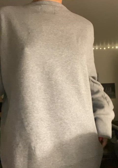 big sweater because it’s cold today