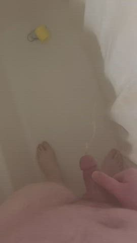 chubby cock piss shower clip
