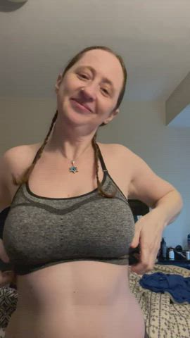 Another changing video… this time with pigtails (and bonus pokies)!
