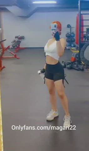 amateur big tits fitness gym homemade onlyfans redhead tiny tiny waist clip