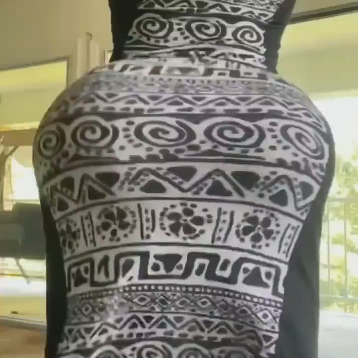 Ebony Thick Twerking clip