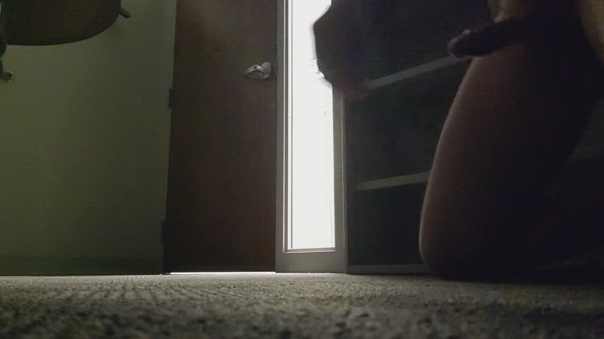 [M] Nude push-ups in the office. How's my form?