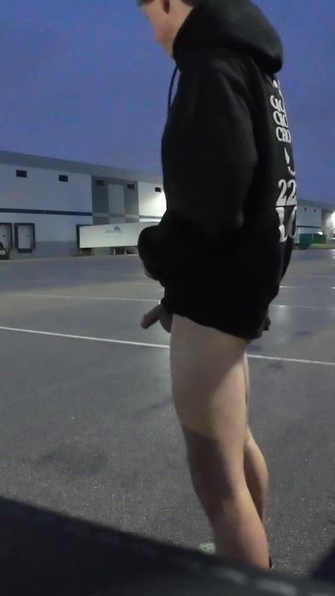 hard piss pissing public twink clip