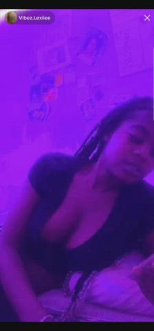 big tits boobs braless ebony natural tits nipple nipples nipslip tits clip