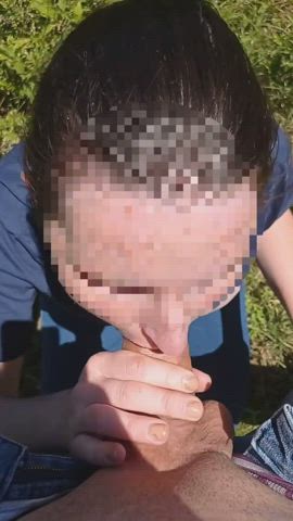 Outdoors blowjob and cum in mouth