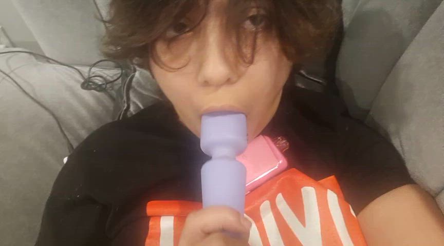 I came all overr my pretty purple vibrator and shoved it in my fucking mouth