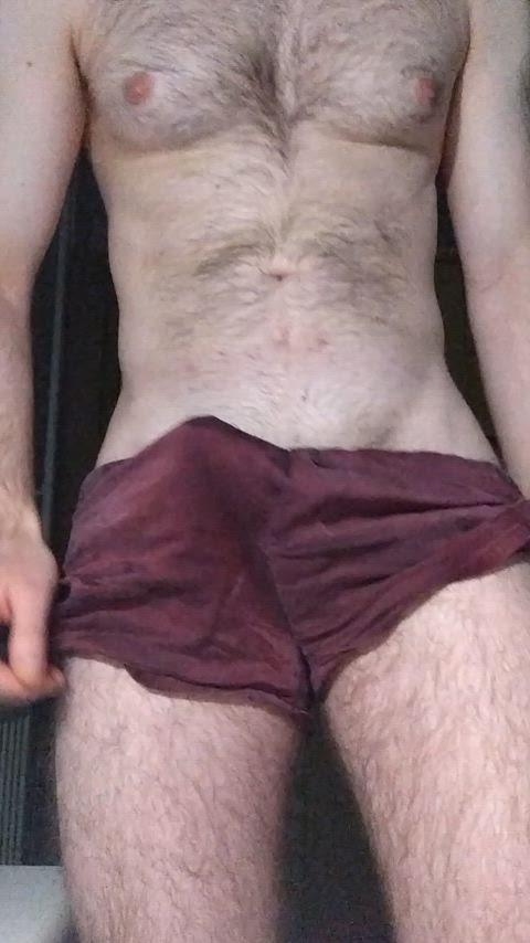 Here's a bouncy bulge to enjoy