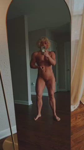 gym muscular girl nude clip