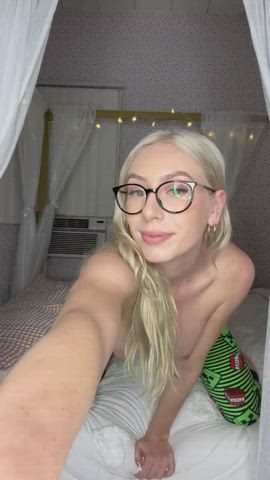 big ass big tits bouncing tits glasses huge tits kay lovely pawg spanking white girl